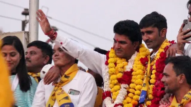 इसुदान गढ़वी