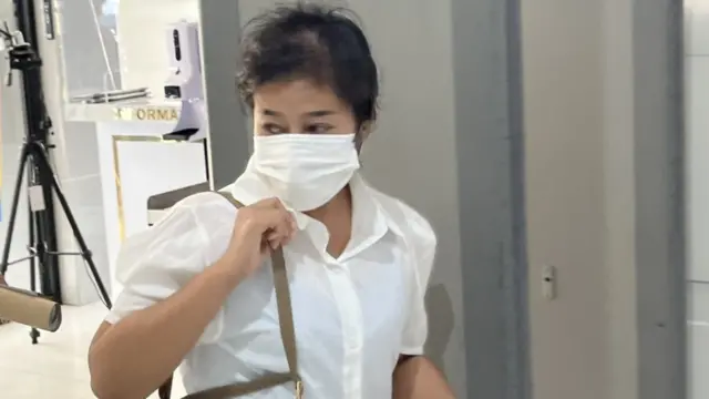 3. น.ส. ธิดาพร ชาวคูเวียง (หนูรัตน์) อายุ 29 ปี