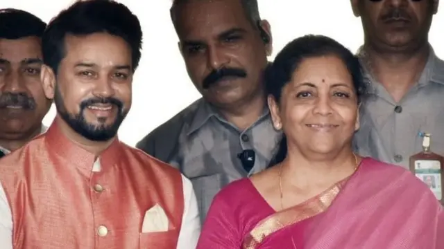निर्मला सीतारामन आणि अनुराग ठाकूर