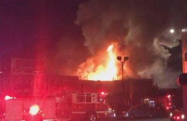 Incendio en Oakland California - 3 diciembre, 2016