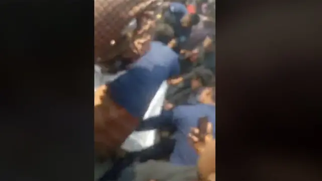 নিহতদের মরদেহ সরিয়ে নেয়া হচ্ছে।