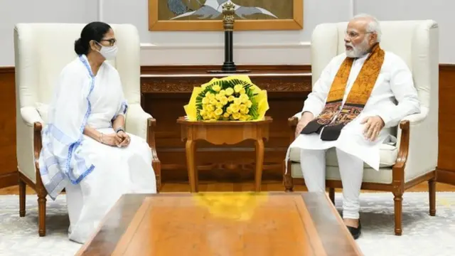 ਪ੍ਰਧਾਨ ਮੰਤਰੀ ਦੇ ਔਰਤਾਂ ਦੇ ਸਨਮਾਨ ਲਈ ਦਿੱਤੇ ਸੱਦੇ ਤੋਂ ਬਾਅਦ ਸਿਆਸ ਅਤੇ ਸੋਸ਼ਲ ਮੀਡੀਆ ਵਿਚ ਕਈ ਤਰ੍ਹਾਂ ਦੇ ਪ੍ਰਤੀਕਰਮ ਆ ਰਹੇ ਹਨ।