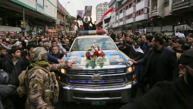 Süleymaninin nəşini daşıyan avtomobil