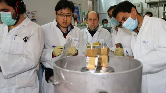 مفتشو الوكالة الذرية