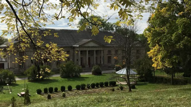 Малієвецький палац. Вигляд з північного боку. 2018 рік