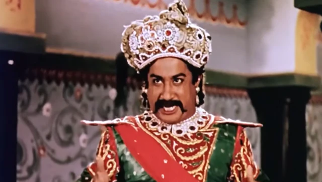 வீரபாண்டிய கட்டபொம்மன், எட்டப்பன்