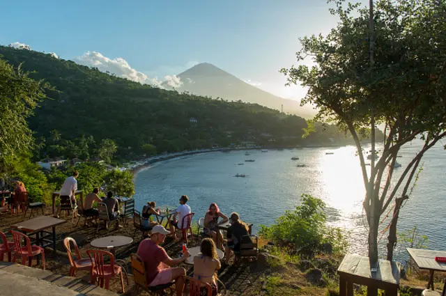 પ્રતીકાત્મક તસવીર