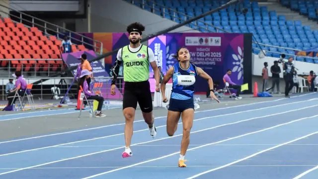 पैरा एथलीट सिमरन शर्मा