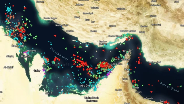 ኣብ ወሽመጥ ሆርሙዝ ክሓልፋ ዝጽበያ ኣማኢት መራኽብ ከም ዘለዋ ዘርኢ ምስሊ ሳተላይት