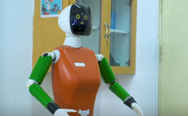 રોબોટ શિક્ષક