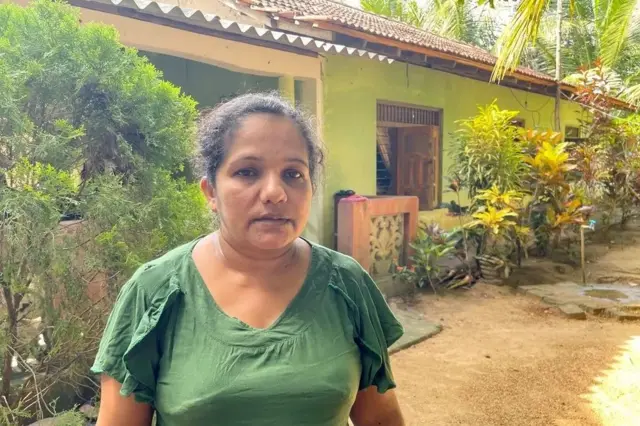 පසුගිය වසරේදී සිය සැමියාට මරු කැඳවූ අලි ප්රහාරය සම්බන්ධයෙන් මල්කාන්ති තවමත් කම්පනයෙන් පසු වෙයි