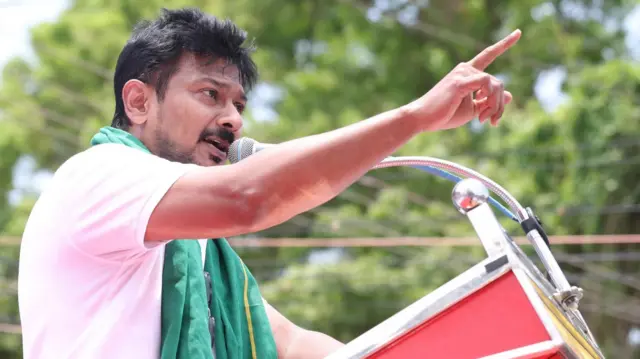 உதயநிதி கைது ஆவாரா, விஜய் பற்றி சர்ச்சைப் பேச்சு