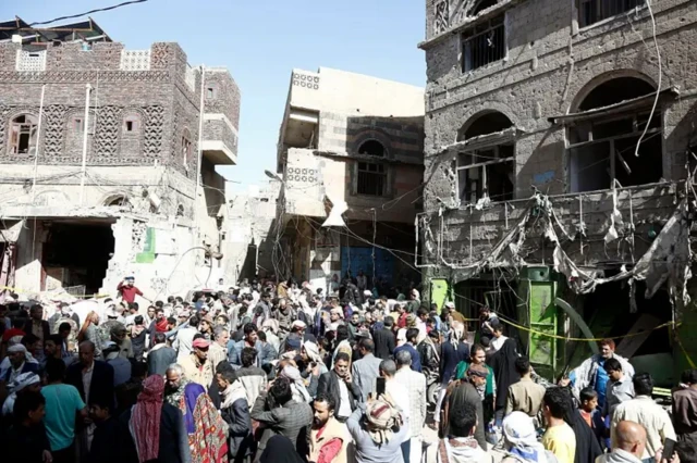 ٹرمپ نے حوثیوں کے ہتھیار ڈالنے اور یمن میں فوجی کارروائیوں کو روکنے کا اعلان کیا