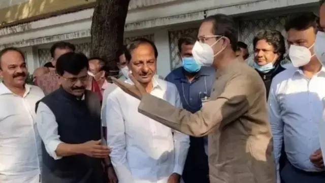 કે. ચંદ્રશેખર રાવે ઉદ્ધવ ઠાકરેને તેલંગાણા આવવા નિમંત્રણ આપ્યું હતું.