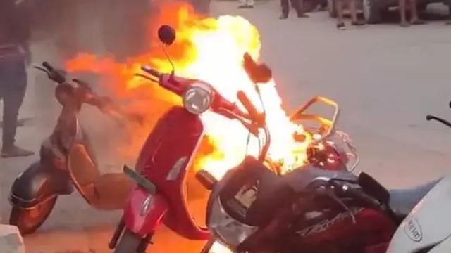 सोशल मीडिया स्क्रीनग्रैब