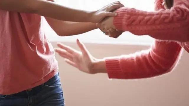 መቕጻዕቲ፡ ኣሉታዊ ጠባይ ንዘርኣዩ ህጻናት ስቓይ ክስምዖም ምግባር’ዩ