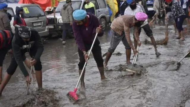 शेतकरी, शेतकरी आंदोलन, पंजाब, हरियाणा, दिल्ली सीमा