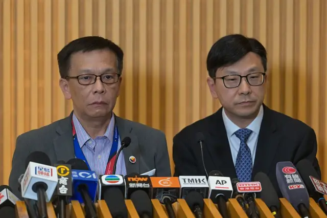 �͸��������գ��ң�