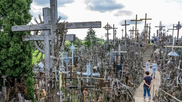 Гора Хрестів