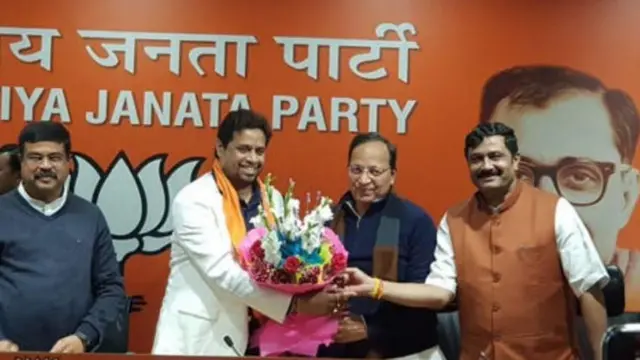 पूर्व टीएमसी सांसद सौमित्र ख़ान बीजेपी में शामिल हुए