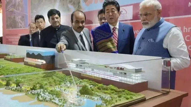 అప్పటి జపాన్ ప్రధాని షింజో అబేతో నరేంద్రమోదీ