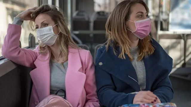 கொரோனா வைரஸ்: விமானங்களை ரத்து செய்த அமெரிக்கா, எச்சரிக்கும் ஜெர்மனி - உலகளவில் நடப்பது என்ன?