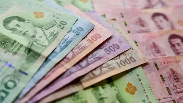 ထိုင်းငွေစက္ကူတချို့ (ပုံဟောင်း)