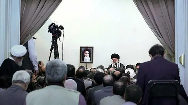 در شرایطی که سپاه با اتکا به پروژه نفوذ اطلاعات را از حوزه امنیت داخلی و ضدجاسوسی را عقب زده بود، برگزاری نمایشگاه نفوذ و پخش مستند "شکار جاسوسان" از سوی وزارت اطلاعات، فرار به جلوست یا تلاش برای بازگرداندن اعتبار از دست رفته؟