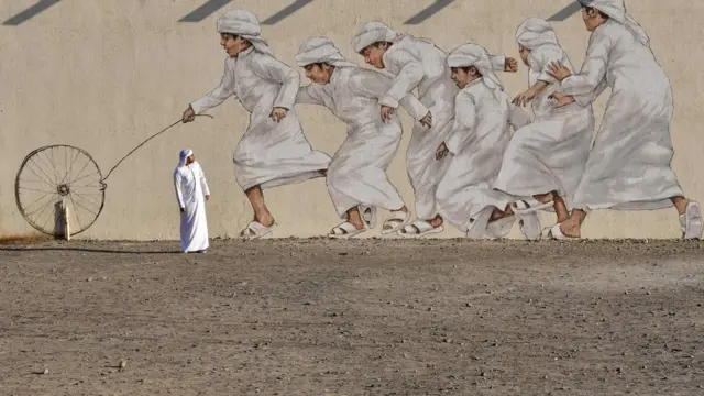 تدشين هاشتاغ #يوم_الطفل_الاماراتي