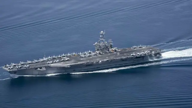 اخیرا ناوهواپیمابر جان سی که استنیس در کانون این ناوگروه قرار دارد به ناوگان پنجم دریایی آمریکا در بحرین پیوست