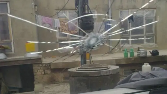 د ترهګریزو بریدونو ډېرېدو سربېره، د خوښیو لمانځلو په پلمه هوايي ډزې او د پټاکیو لوبې د کابل اوسېدونکو ته یوه بله اندېښنه بلل کېږي.