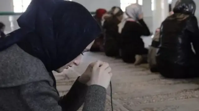 உலகளவில் ஹிஜாப் குறித்த சர்ச்சைகளும் தடை செய்யப்பட்டுள்ள நாடுகளும்