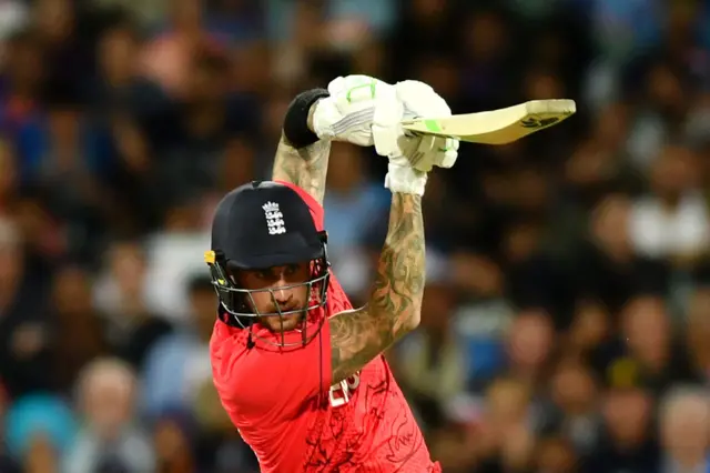 ম্যাচ শেষে অ্যালেক্স হেইলস ৪৭ বলে ৮৬ এবং জস বাটলার ৪৯ বলে ৮০ রান তোলে