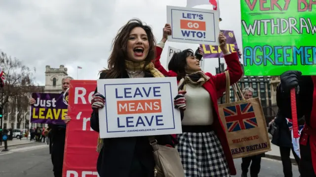 Defensores do Brexit sem acordo fazem manifestaçãobrazino777 jogo do bichoLondres