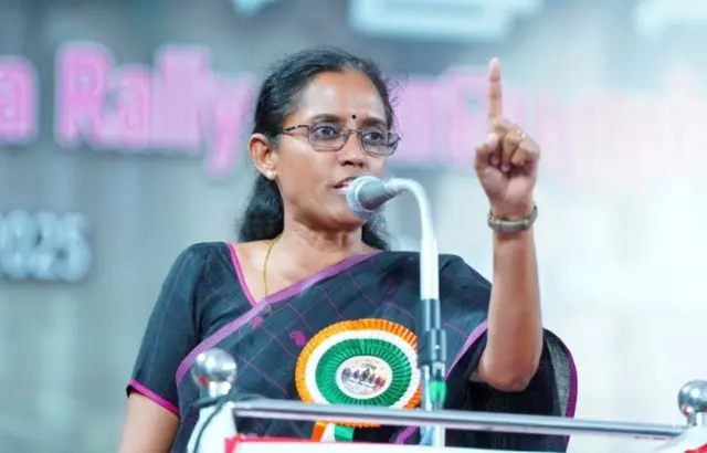 காங்கிரஸ் எம்.பி ஜோதிமணி