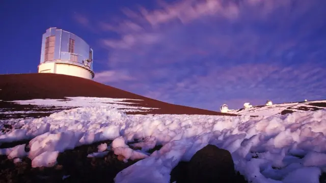 • در جریان جستجو برای سیاره نهم، تلسکوپ سوبارو در هاوایی دورترین جسمی که تاکنون در منظومه شمسی مشاهده شده را رصد کرد. جرمی آسمانی که با نام "فارفاراوت" (Farfarout) شناخته میشود