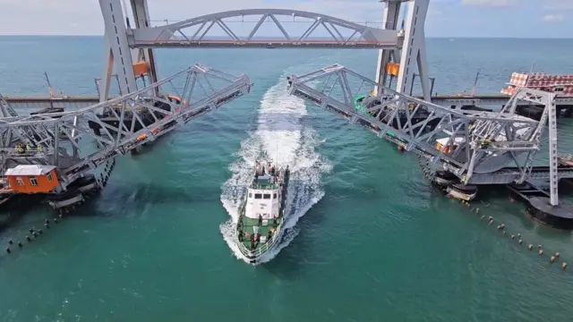 பாம்பன் புதிய ரயில் பாலம், ராம நவமி, மோதி, பழைய தூக்குப் பாலம்