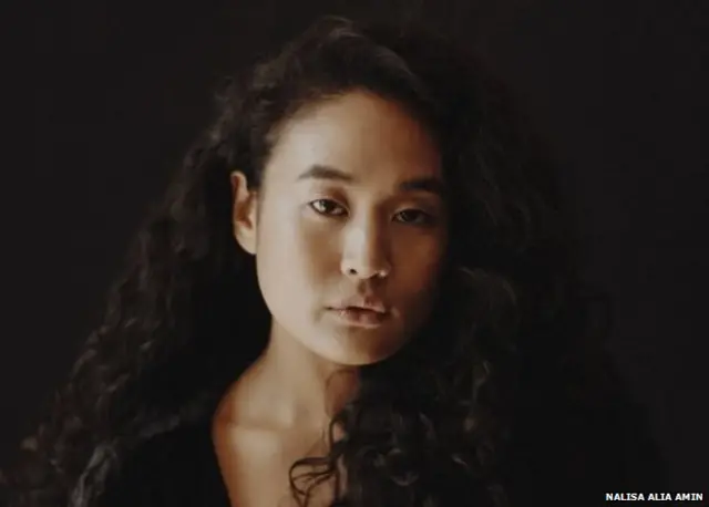 मुस्लिम महिला, सोशल मीडिया