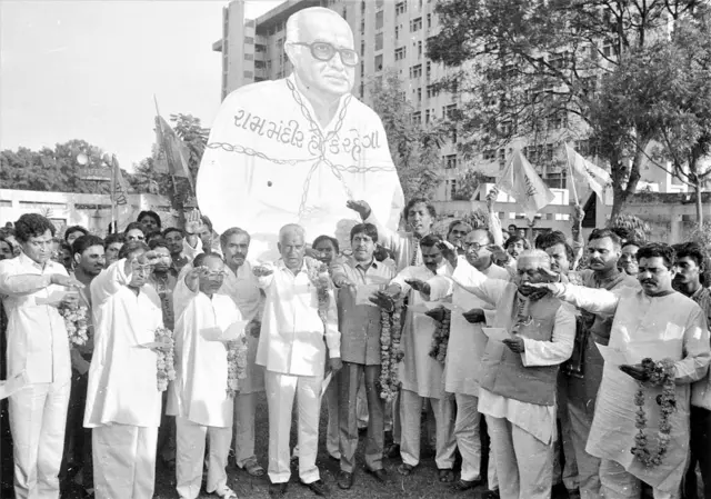 ભાજપે રામ રથયાત્રાની શરૂઆત સોમનાથથી કરી હતી