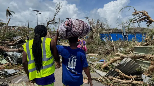 Ciclón Chido | "Parece el resultado de un accidente nuclear": Francia teme  cientos de muertos por el peor ciclón en 90 años que devastó la isla en  Mayotte - BBC News Mundo