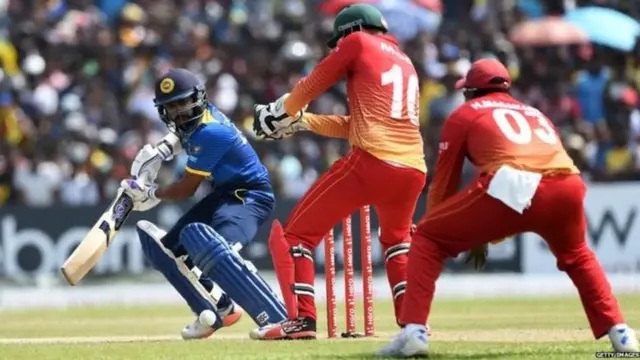 ශ්‍රී ලංකා කණ්ඩායම සිම්බාබ්වේ කණ්ඩායම සමඟ පැවති එක්දින තරඟාවලියත් පරාජය විය