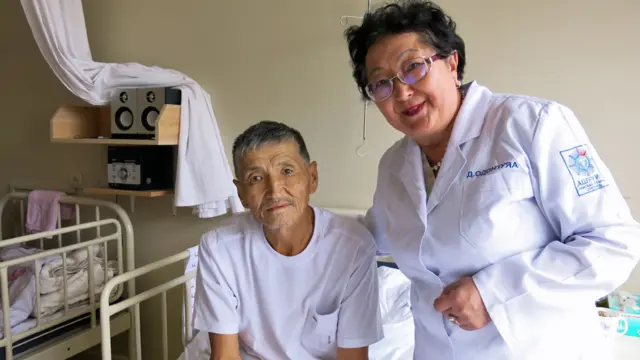 Davaasuren da Renchin a asibitin Mongolia