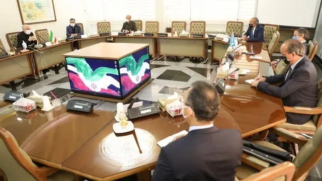 مدیرکل آژانس بین‌المللی انرژی اتمی و رئیس سازمان انرژی اتمی ایران