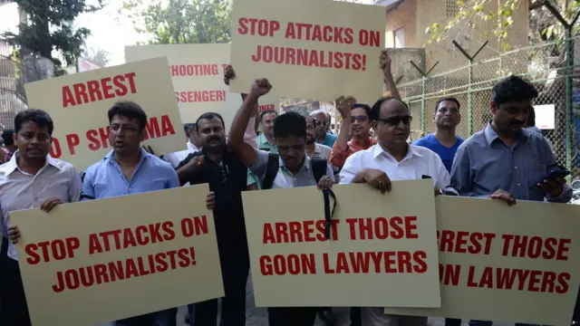 पत्रकार