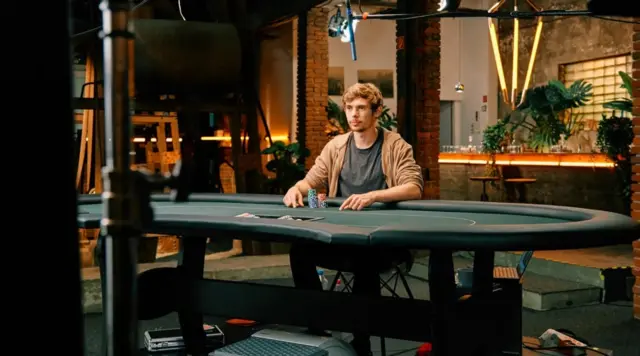 Dvadesetsedmogodišnji Fedor Holc prikupio je desetine miliona zarade od pokera