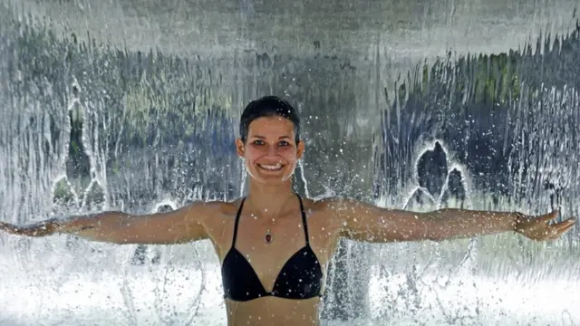 چطور زیر آفتاب در امان بمانیم؟