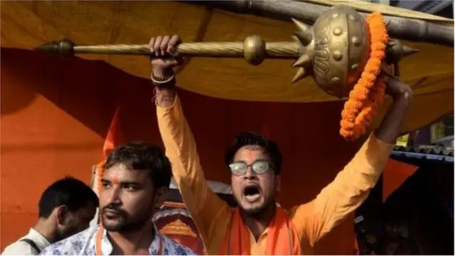 అతివాదులు