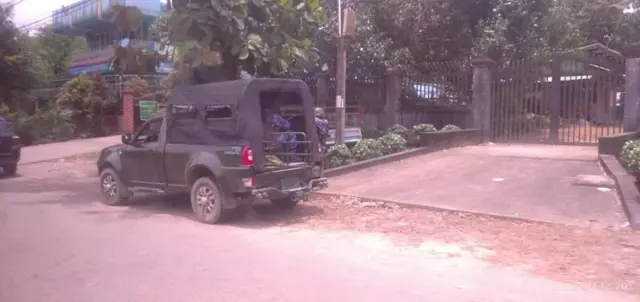 သန်လျင်မှာ ကင်းလှည့်နေတဲ့ စစ်ကောင်စီ ရေတပ်သားတွေ