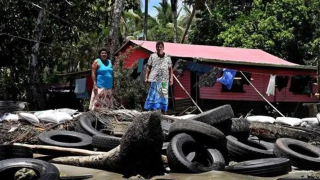 Vijiji vya Pwani katika nchi za Visiwa vya Pasifiki kama Fiji tayari vinapambana na mmomonyoko wa ardhi, athari ya mabadiliko ya hali ya hewa