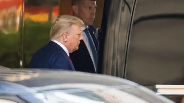 டிரம்ப் கைது - நடந்தது என்ன?